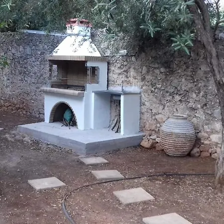 New Garden's House * Leonidio